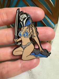 Slave Leia x Bo Katan Enamel Pin